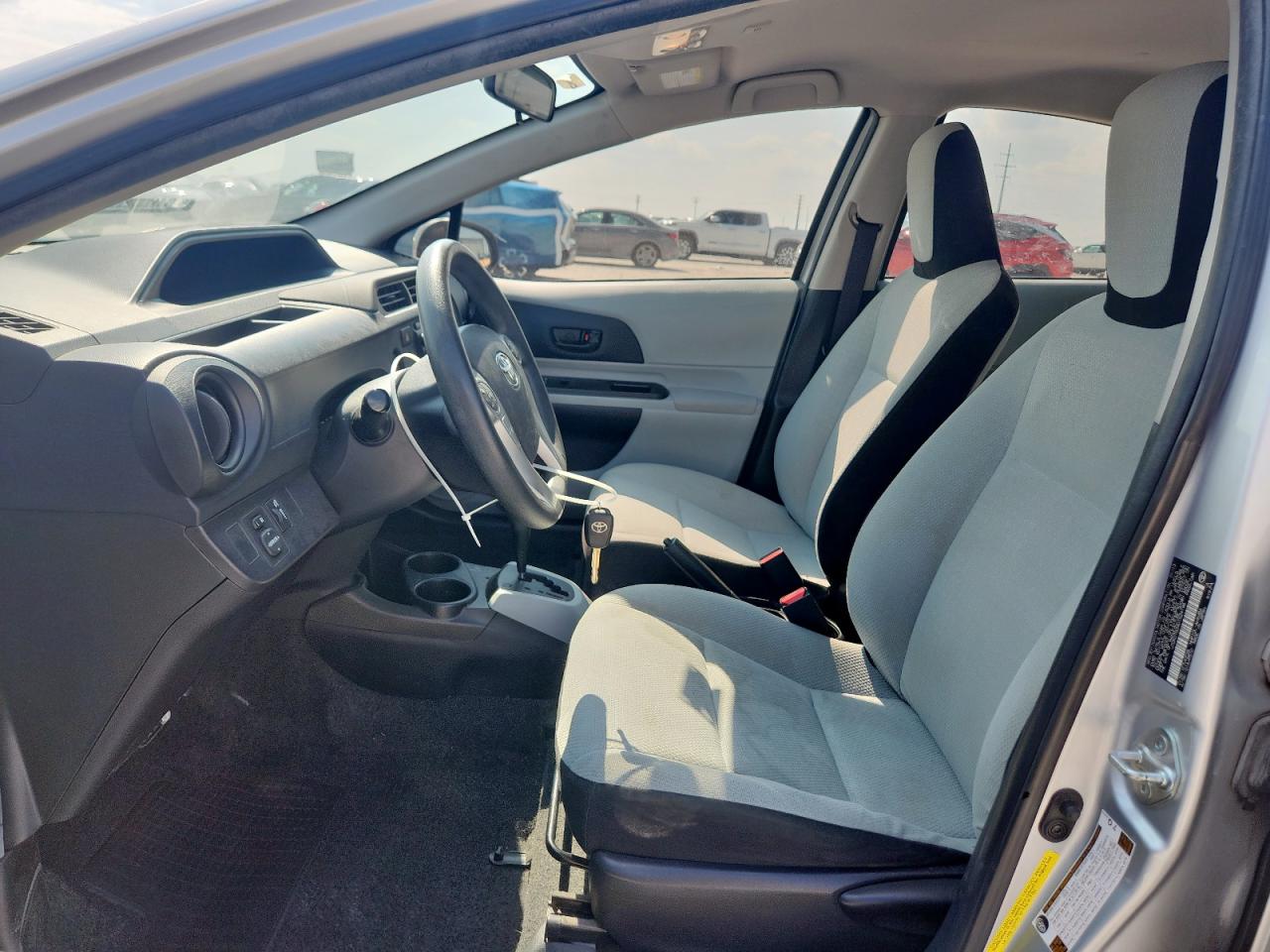 2013 Toyota Prius C VIN: JTDKDTB34D1529196 Lot: 70030035