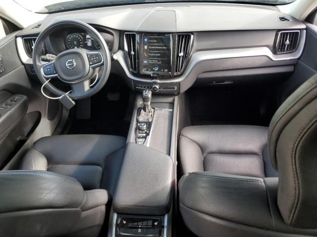 2020 VOLVO XC60 T6 MOMENTUM  