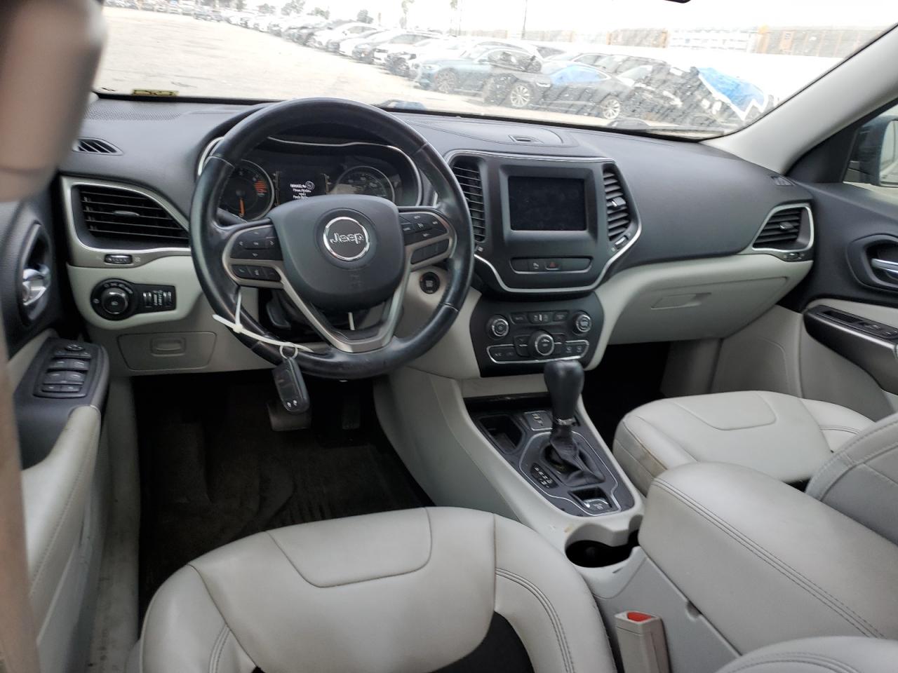 2020 Jeep Cherokee Latitude Plus VIN: 1C4PJLLBXLD521699 Lot: 70822005