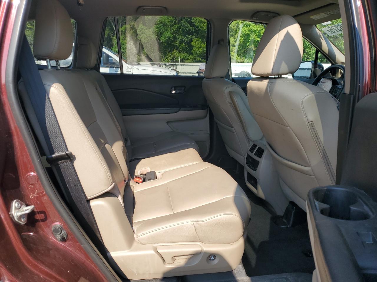 2018 Honda Pilot Exln VIN: 5FNYF5H76JB014679 Lot: 69816375