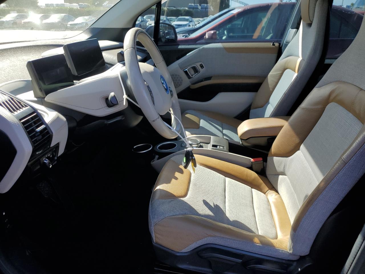 Фото: WBY1Z8C35HV893598