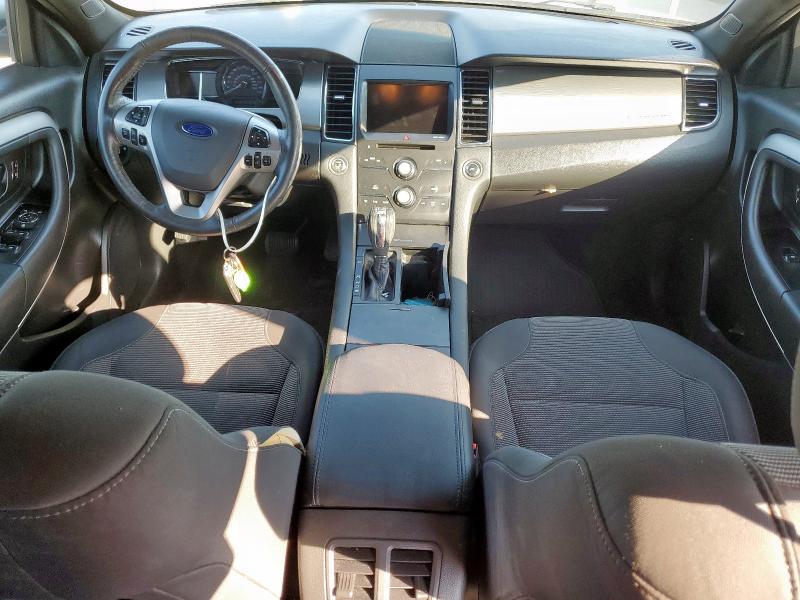 Sedans FORD TAURUS 2015 Srebrny