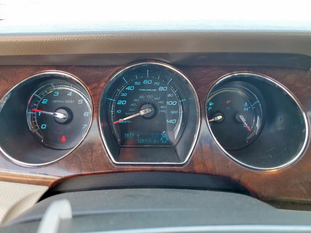 2010 Ford Taurus Sel VIN: 1FAHP2EW3AG102365 Lot: 69874845