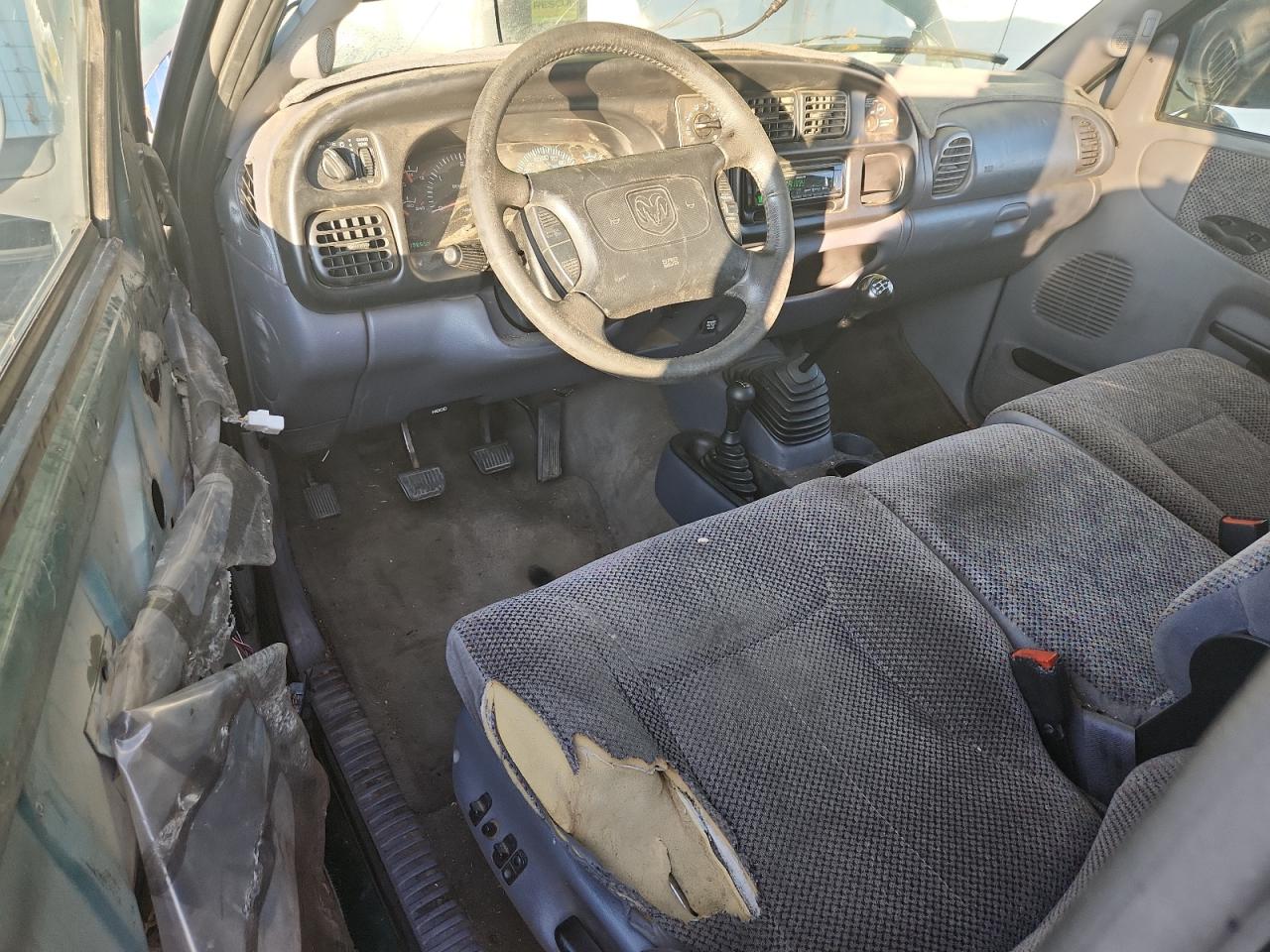 1999 Dodge Ram 2500 VIN: 3B7KF2268XG133194 Lot: 68939985