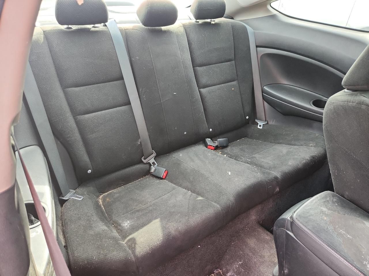 2011 Honda Accord Ex VIN: 1HGCS1B76BA015964 Lot: 70692455