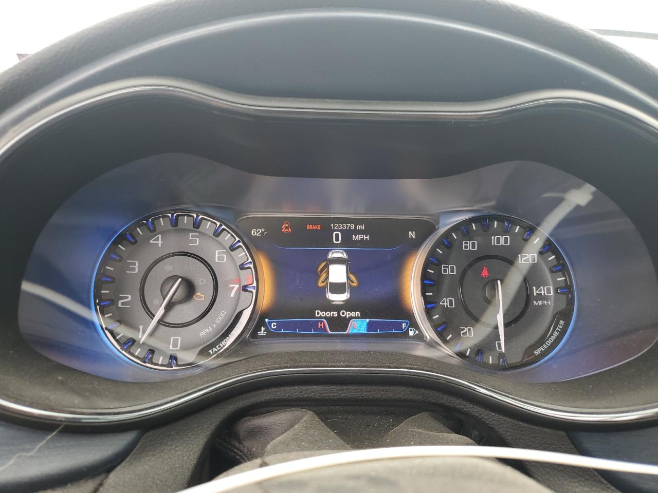 2015 Chrysler 200 S VIN: 1C3CCCDG0FN627892 Lot: 69671495