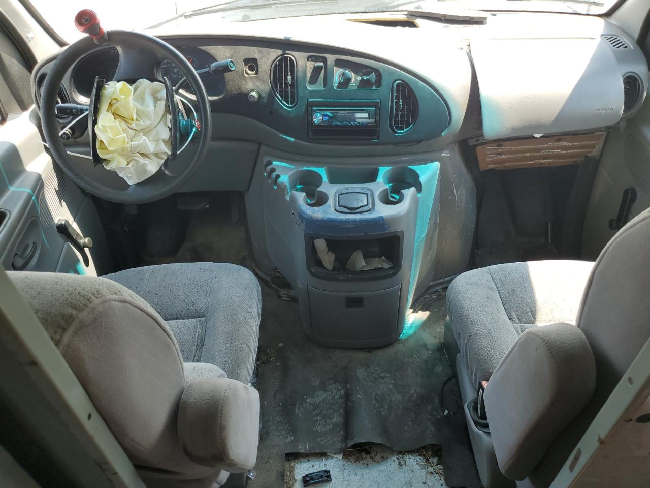 2002 Ford Econoline E350 Super Duty Van VIN: 1FTSE34L72HA18595 Lot: 68352825