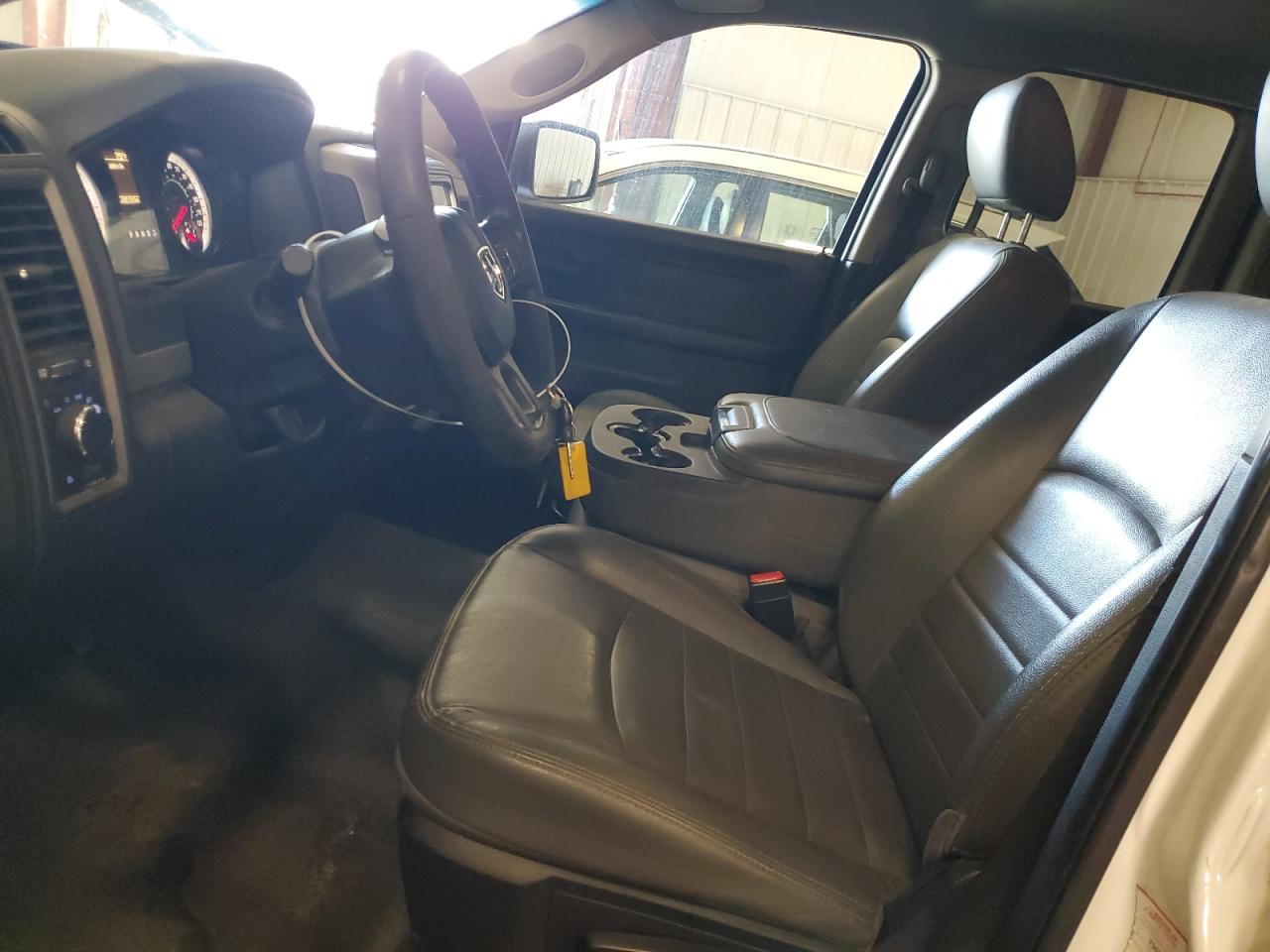 2017 Ram 1500 St VIN: 1C6RR6FG5HS769072 Lot: 70844285