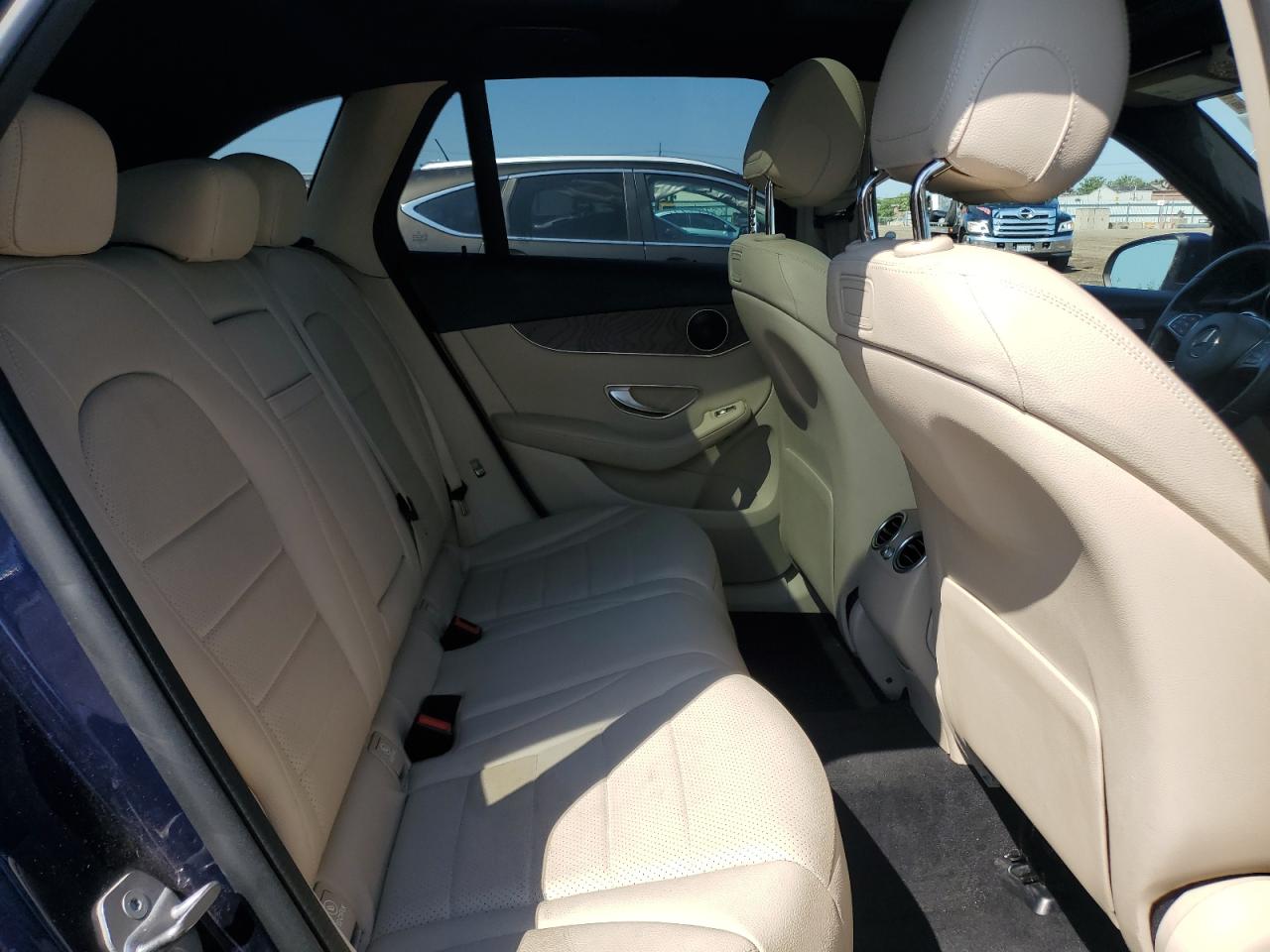 2018 Mercedes-Benz Glc 300 4Matic VIN: WDC0G4KB3JF463390 Lot: 70445675