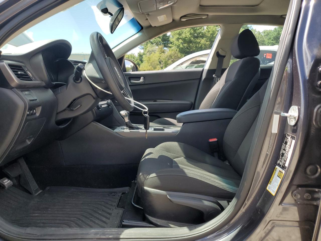 2017 Kia Optima Lx VIN: 5XXGT4L33HG160029 Lot: 70572145