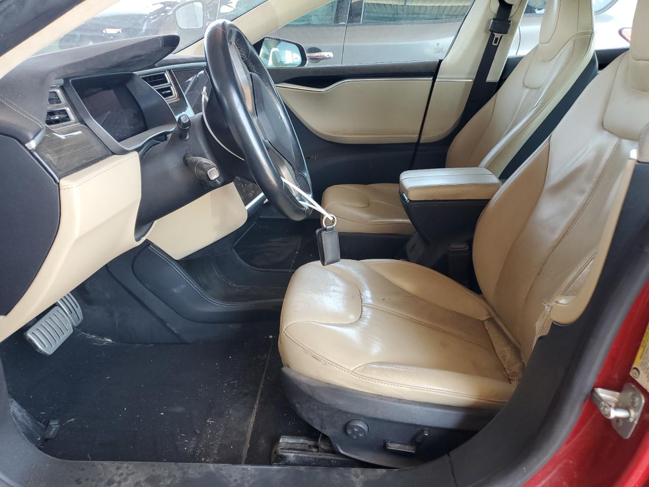 2014 Tesla Model S VIN: 5YJSA1H18EFP48075 Lot: 69113995