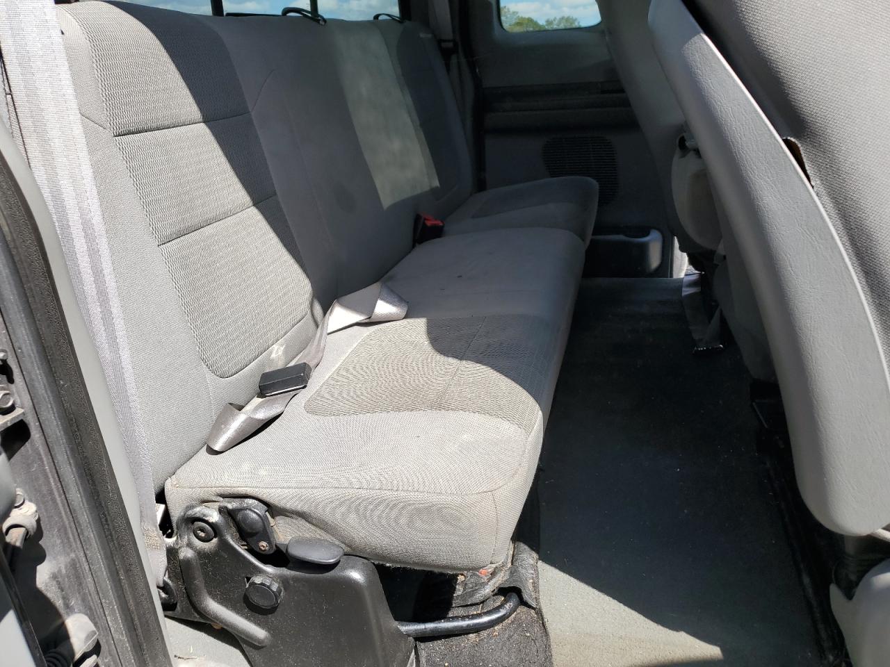 2004 Ford F250 Super Duty VIN: 1FTNX21P94ED40006 Lot: 70182455