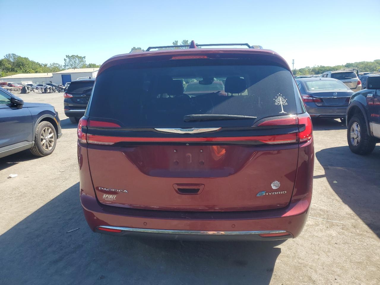 2021 Chrysler Pacifica Hybrid Touring L VIN: 2C4RC1L78MR562463 Lot: 70295695
