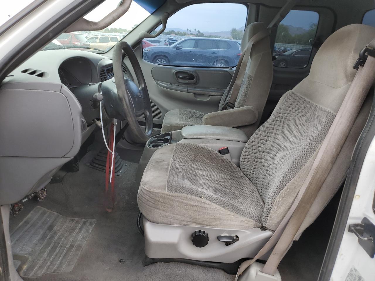 1FTZX1723YNA22380 2000 Ford F150