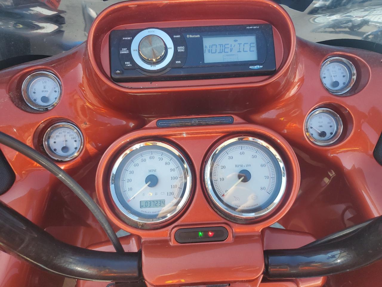 2011 Harley-Davidson Fltrx VIN: 1HD1KHM15BB637049 Lot: 67088055