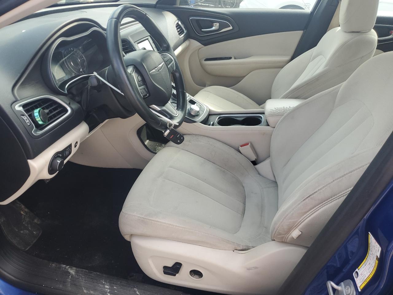 2015 Chrysler 200 Limited VIN: 1C3CCCAB6FN602701 Lot: 68721315