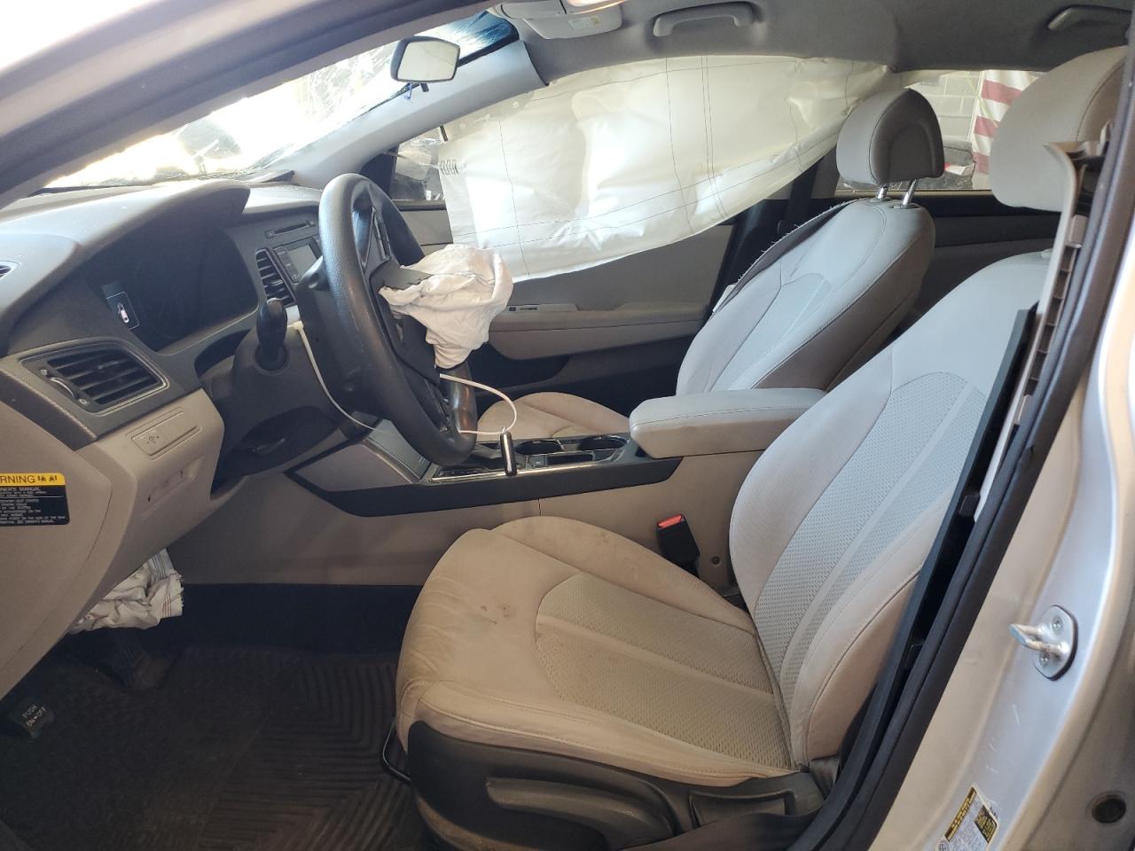 2015 Hyundai Sonata Se VIN: 5NPE24AF5FH085598 Lot: 70637345