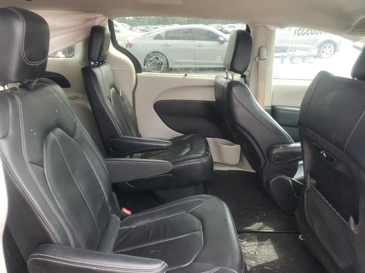 2022 Chrysler Pacifica Touring L VIN: 2C4RC1BG4NR191398 Lot: 68680935