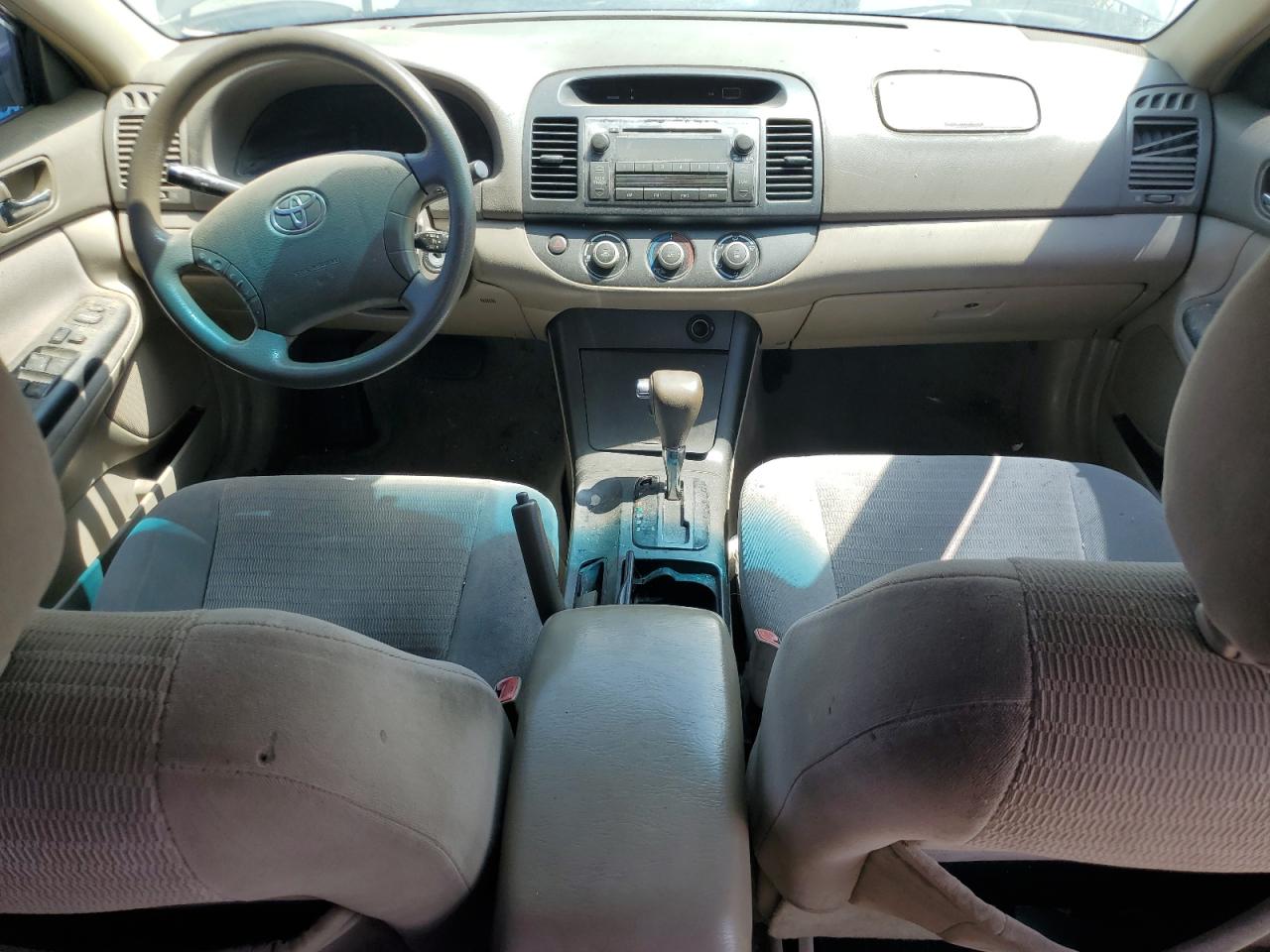 2005 Toyota Camry Le VIN: 4T1BE32K35U521588 Lot: 70479685