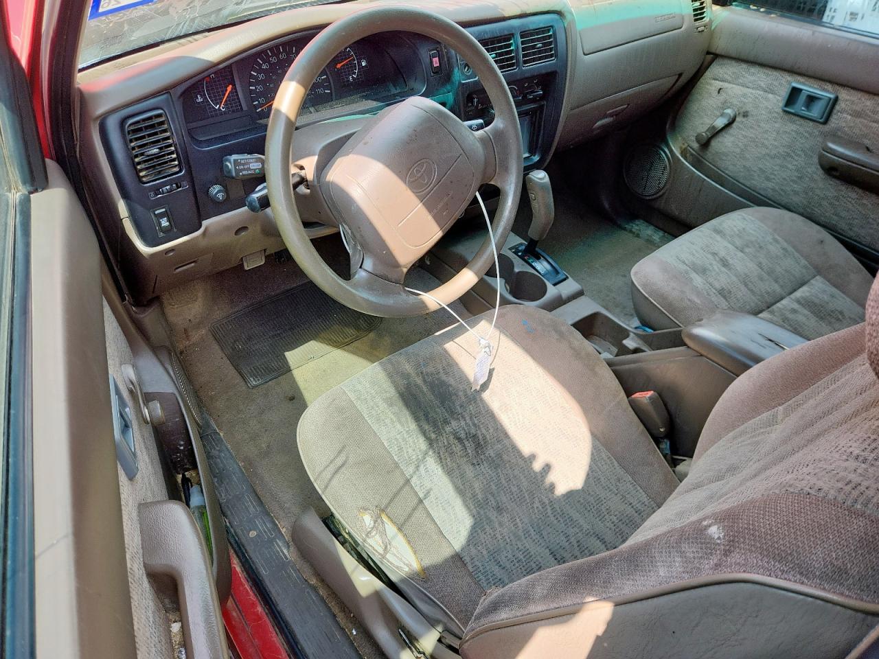 1999 Toyota Tacoma Xtracab Prerunner VIN: 4TASN92N8XZ421814 Lot: 68216405