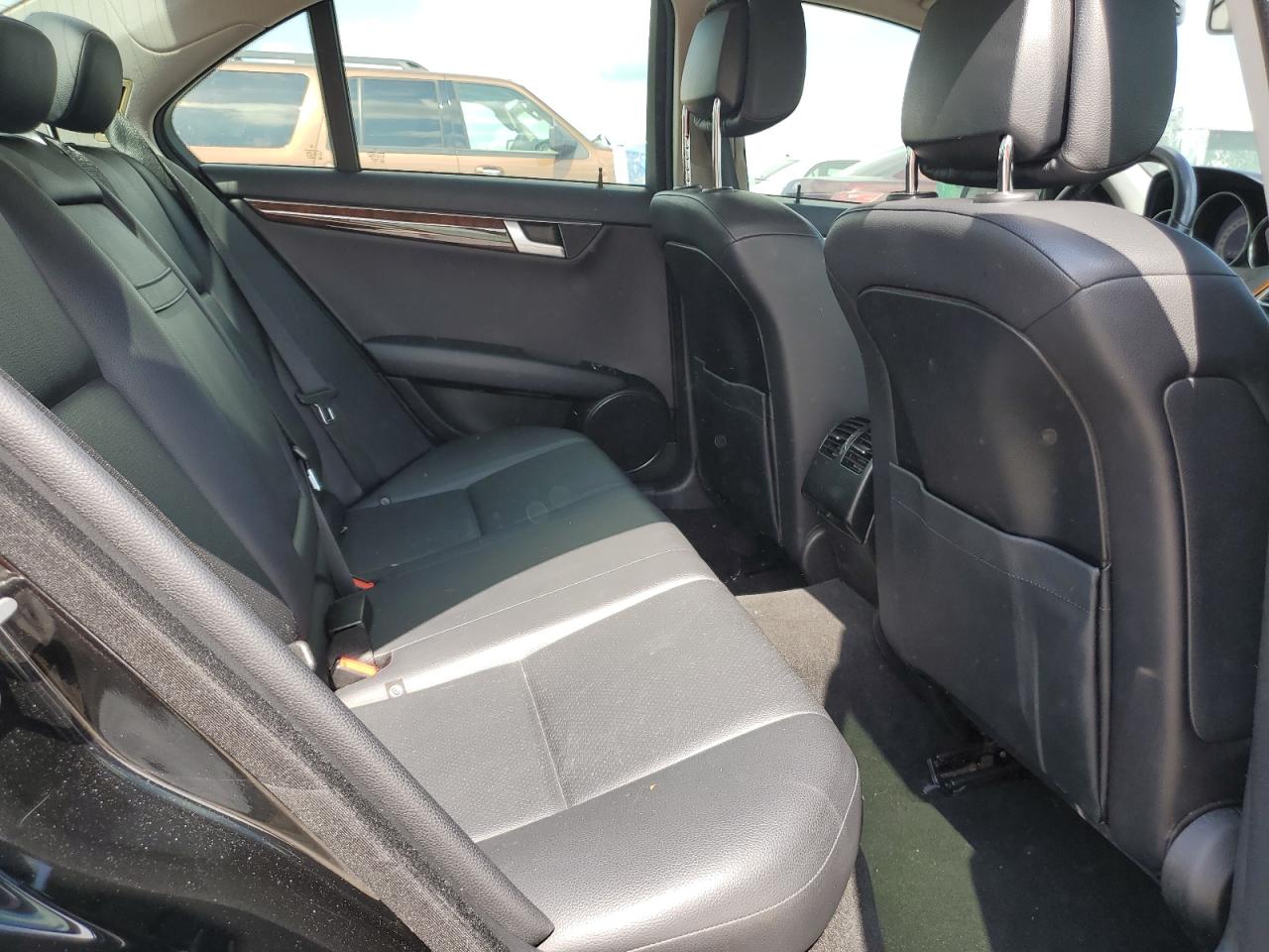 2013 Mercedes-Benz C 250 VIN: WDDGF4HB4DR270589 Lot: 69297575