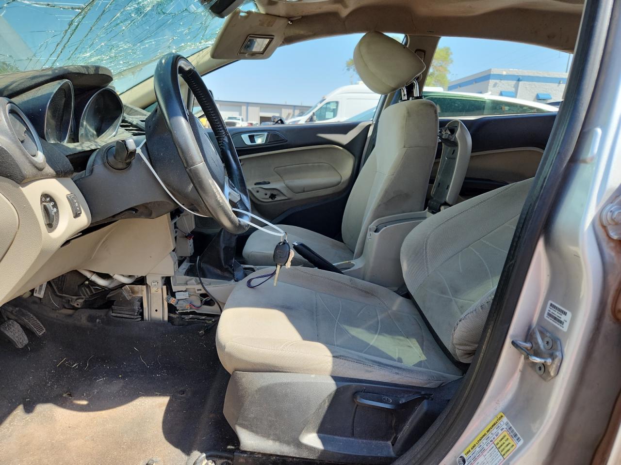 2014 Ford Fiesta Se VIN: 3FADP4BJ9EM121114 Lot: 67638925