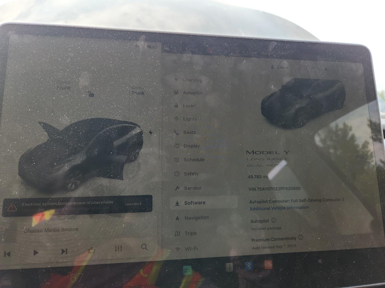 2023 Tesla Model Y VIN: 7SAYGDEE2PF620888 Lot: 70499035