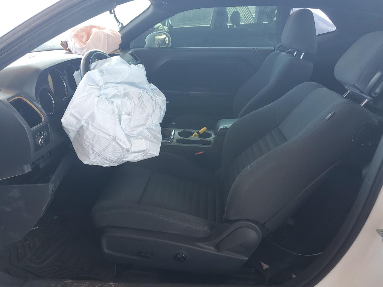 2014 Dodge Challenger R/T VIN: 2C3CDYBT5EH115630 Lot: 70703555