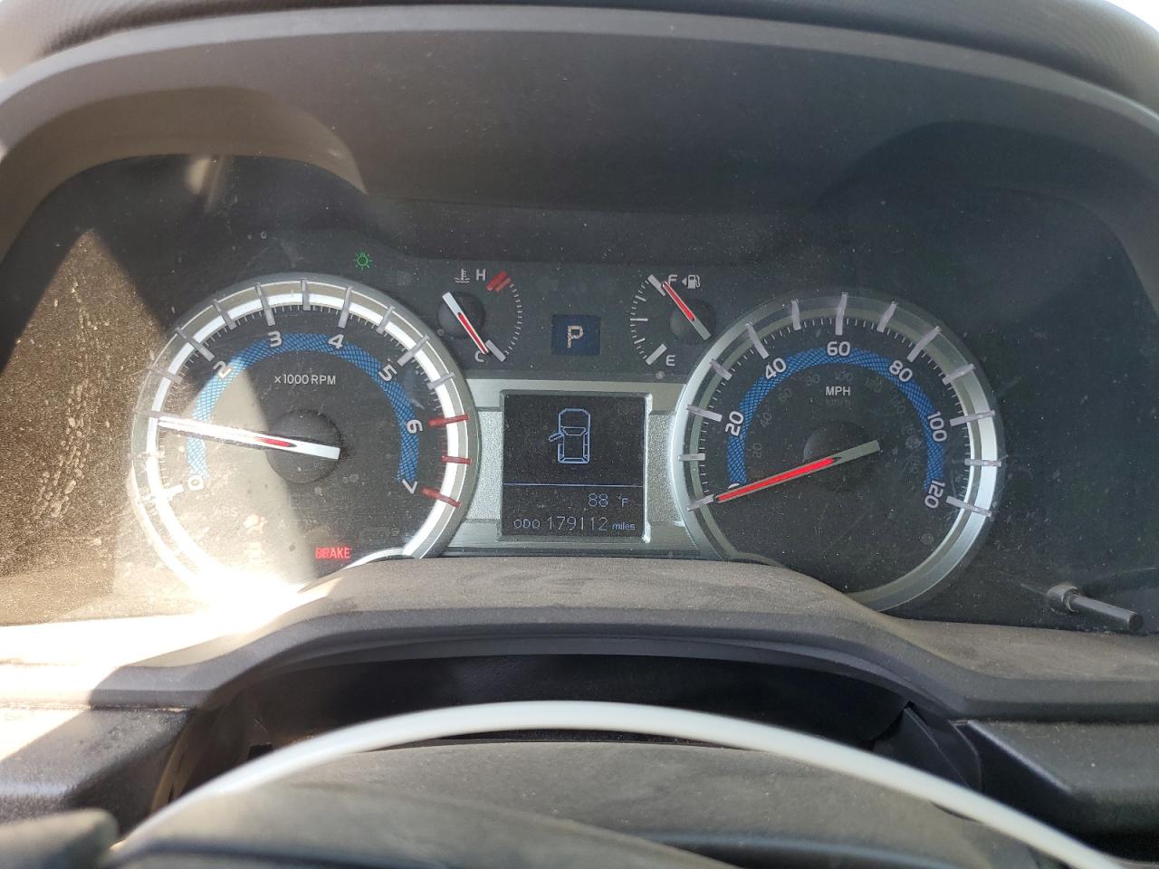 2015 Toyota 4Runner Sr5/Sr5 Premium VIN: JTEBU5JR3F5218285 Lot: 70127335