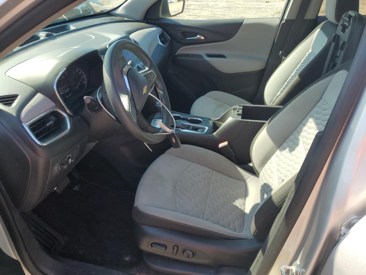 2020 Chevrolet Equinox Ls VIN: 3GNAXHEV6LS696533 Lot: 69171325