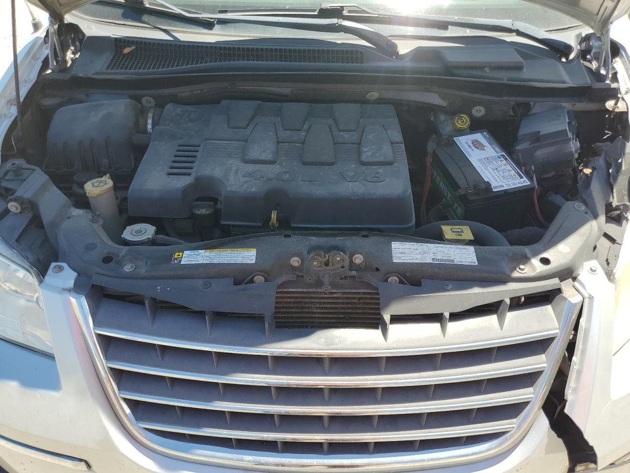 2008 Chrysler Town & Country Limited VIN: 2A8HR64X88R746886 Lot: 69016785