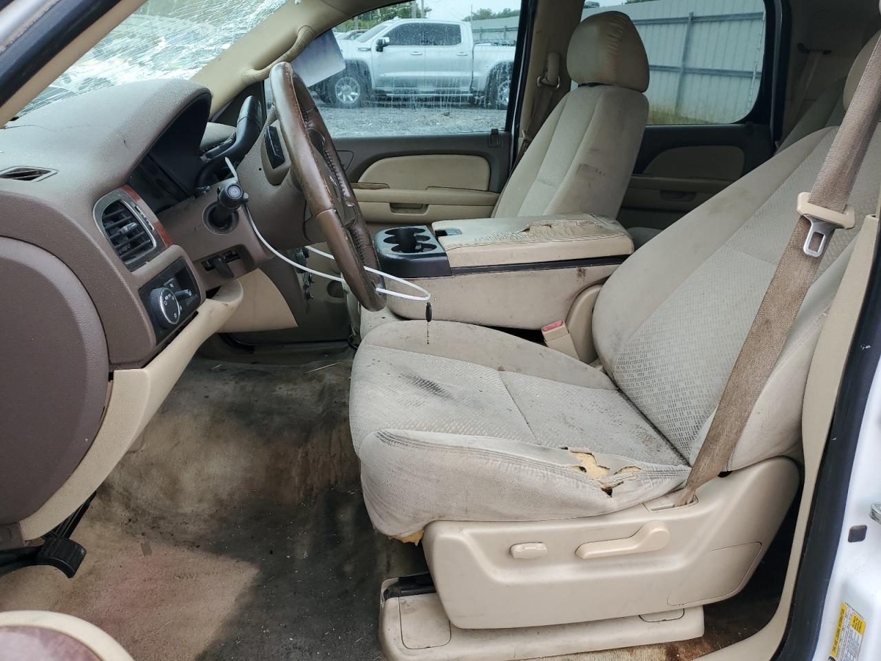 2007 GMC Yukon VIN: 1GKFC13047R309824 Lot: 85929075