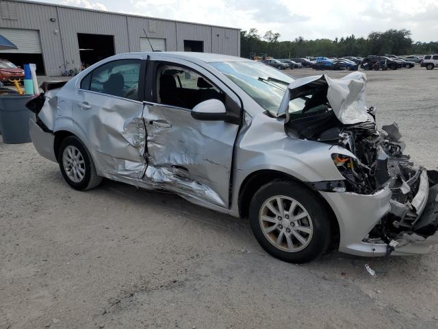  CHEVROLET SONIC 2017 Srebrny