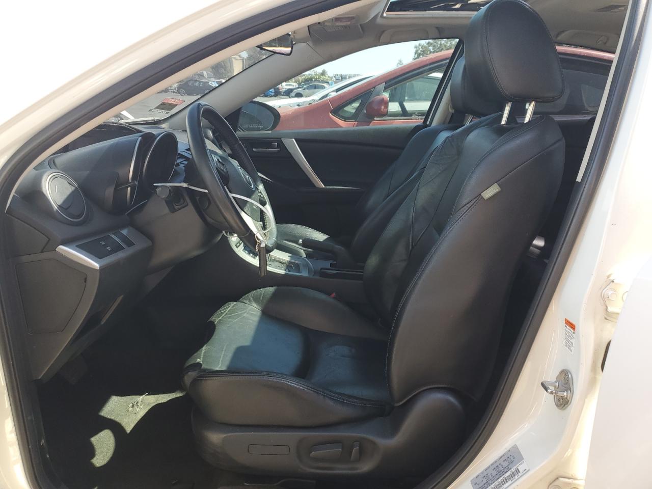 2011 Mazda 3 S VIN: JM1BL1W61B1362837 Lot: 70390845