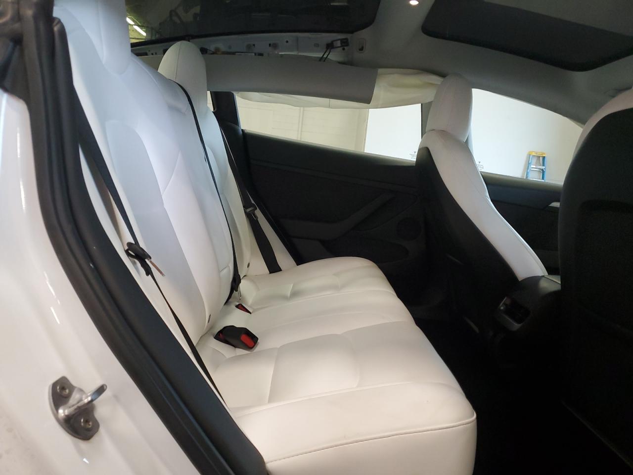 2022 Tesla Model 3 VIN: 5YJ3E1EB8NF115646 Lot: 69311105