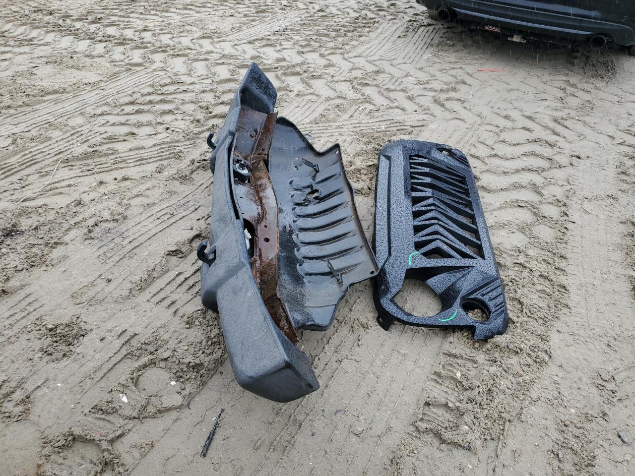 2013 Jeep Wrangler Unlimited Sport VIN: 1C4BJWDG3DL556498 Lot: 69206225