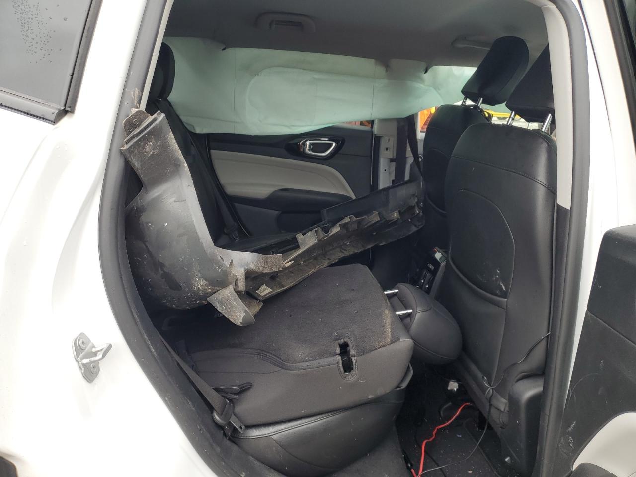 2022 Jeep Compass Limited VIN: 3C4NJDCB8NT111137 Lot: 69789375