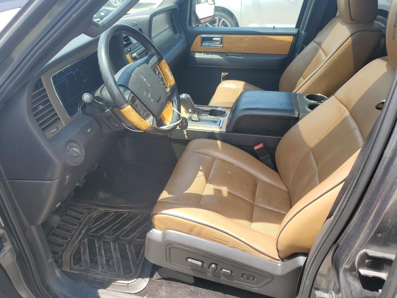 2014 Lincoln Navigator L VIN: 5LMJJ3J52EEL00638 Lot: 67398005