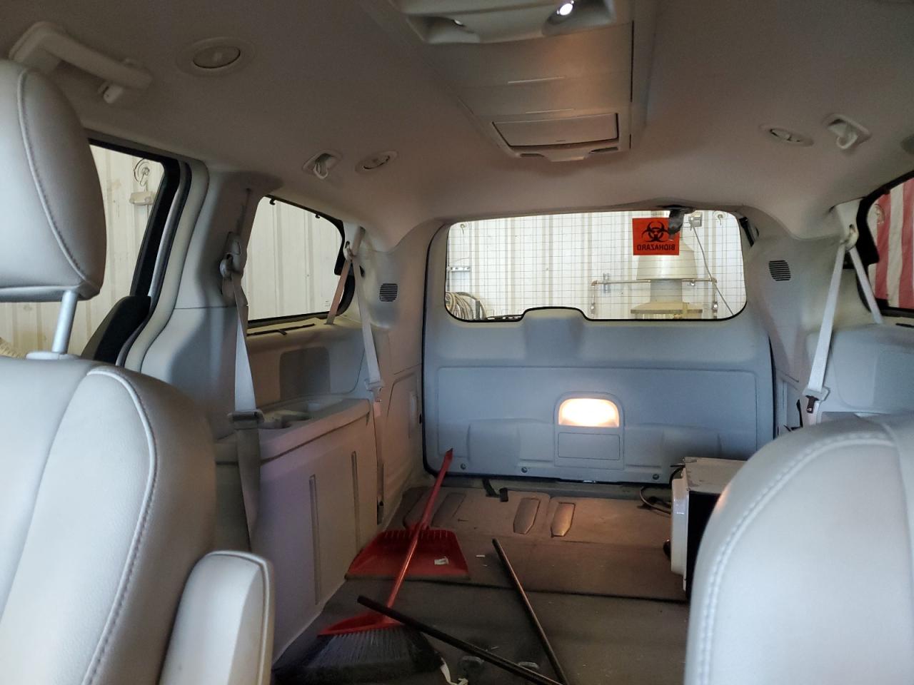 2009 Chrysler Town & Country Touring VIN: 2A8HR54179R525495 Lot: 67782775