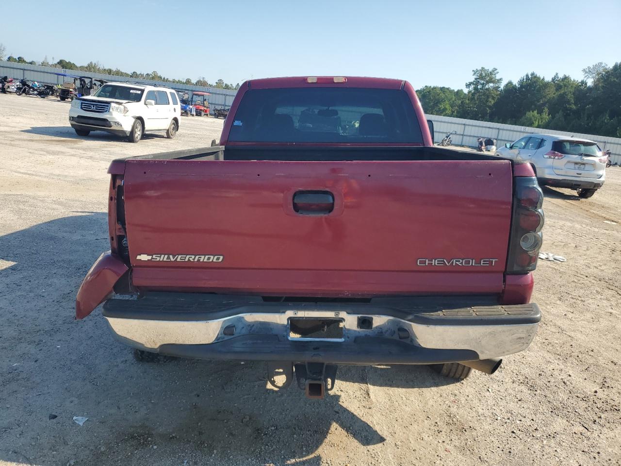2004 Chevrolet Silverado C2500 Heavy Duty VIN: 1GCHC23184F119895 Lot: 69096485