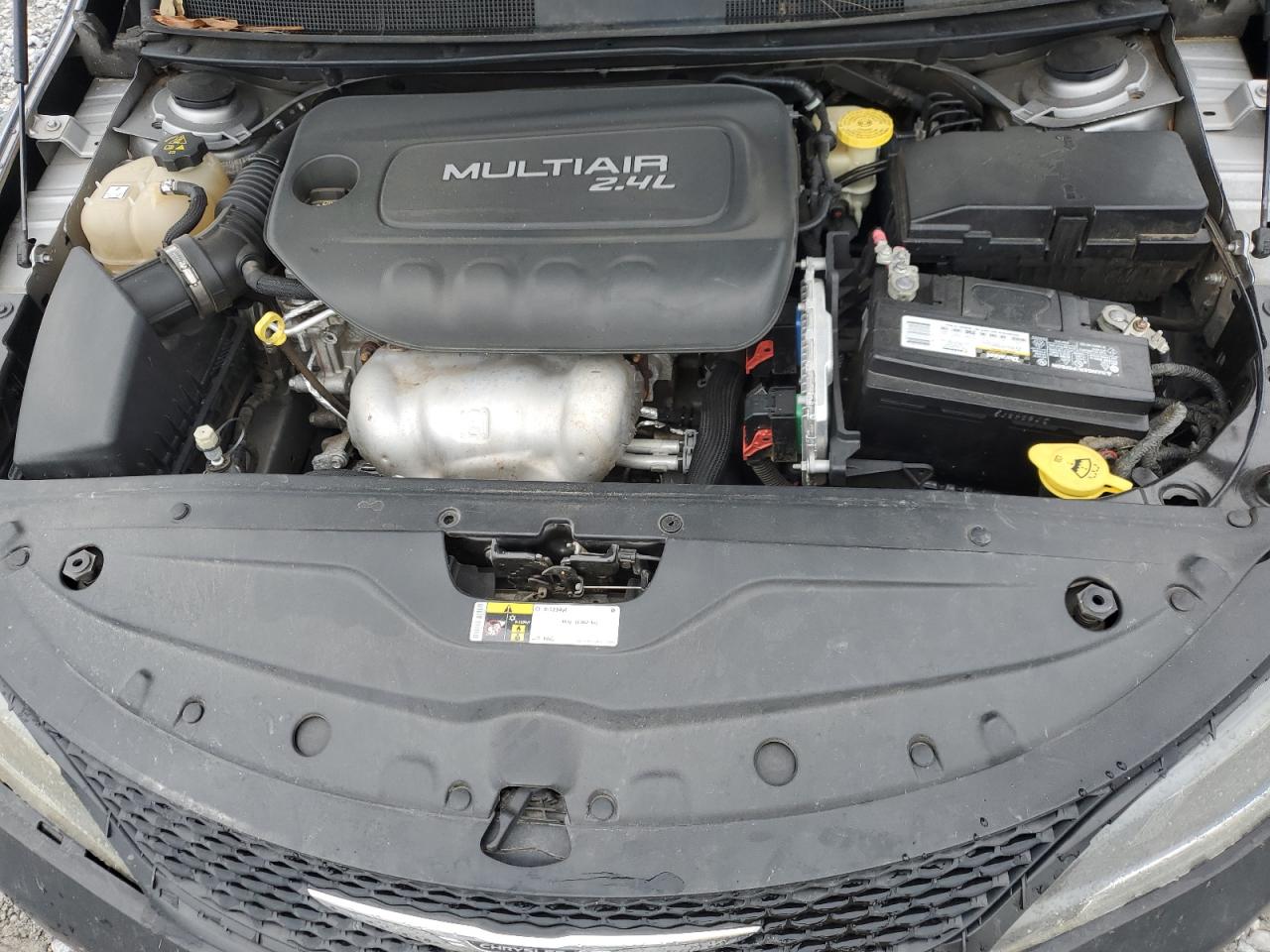 2015 Chrysler 200 S VIN: 1C3CCCBBXFN758612 Lot: 67454685