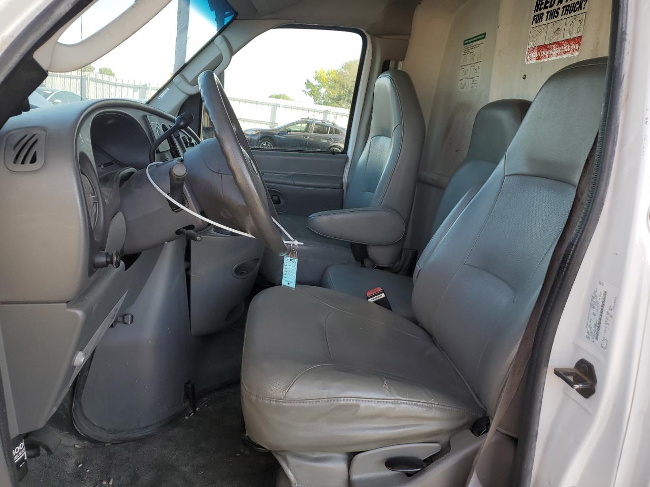 2007 Ford Econoline E450 Super Duty Cutaway Van VIN: 1FDXE45S77DB14464 Lot: 68174365