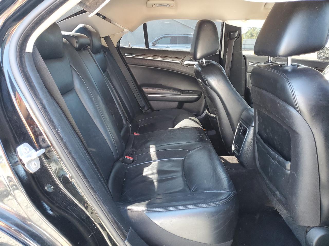 2015 Chrysler 300 Limited VIN: 2C3CCAAG8FH797399 Lot: 70473305