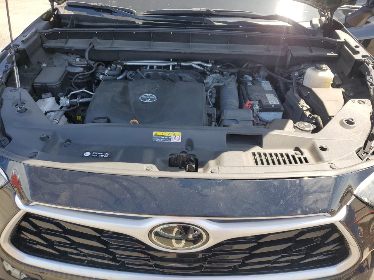 2022 Toyota Highlander Xle VIN: 5TDHZRBH2NS175693 Lot: 68895285