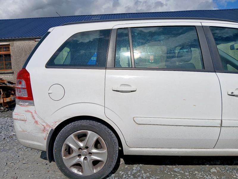 2013 VAUXHALL ZAFIRA EXCLUSIV