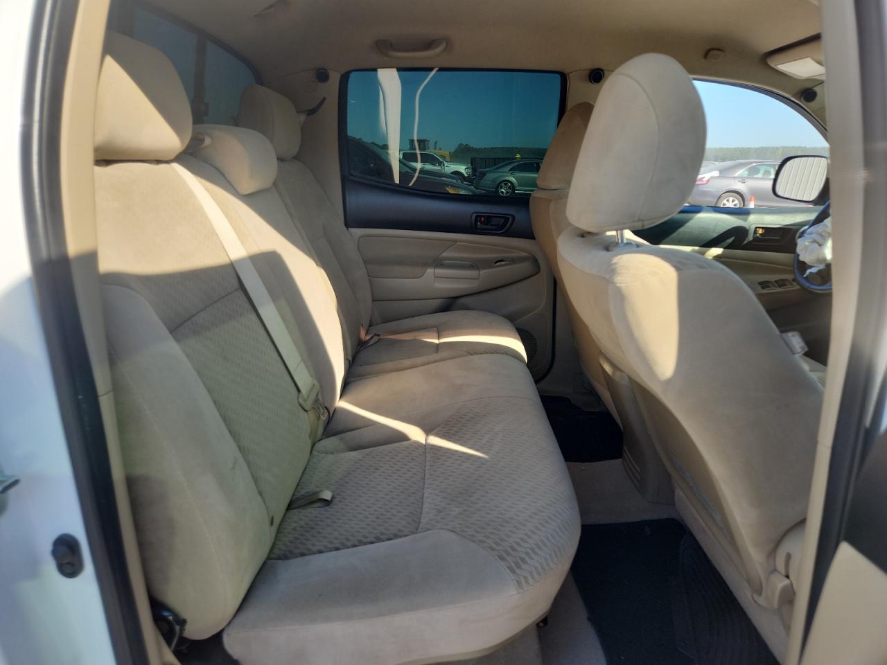 2011 Toyota Tacoma Double Cab Prerunner VIN: 3TMJU4GN4BM111720 Lot: 70577755