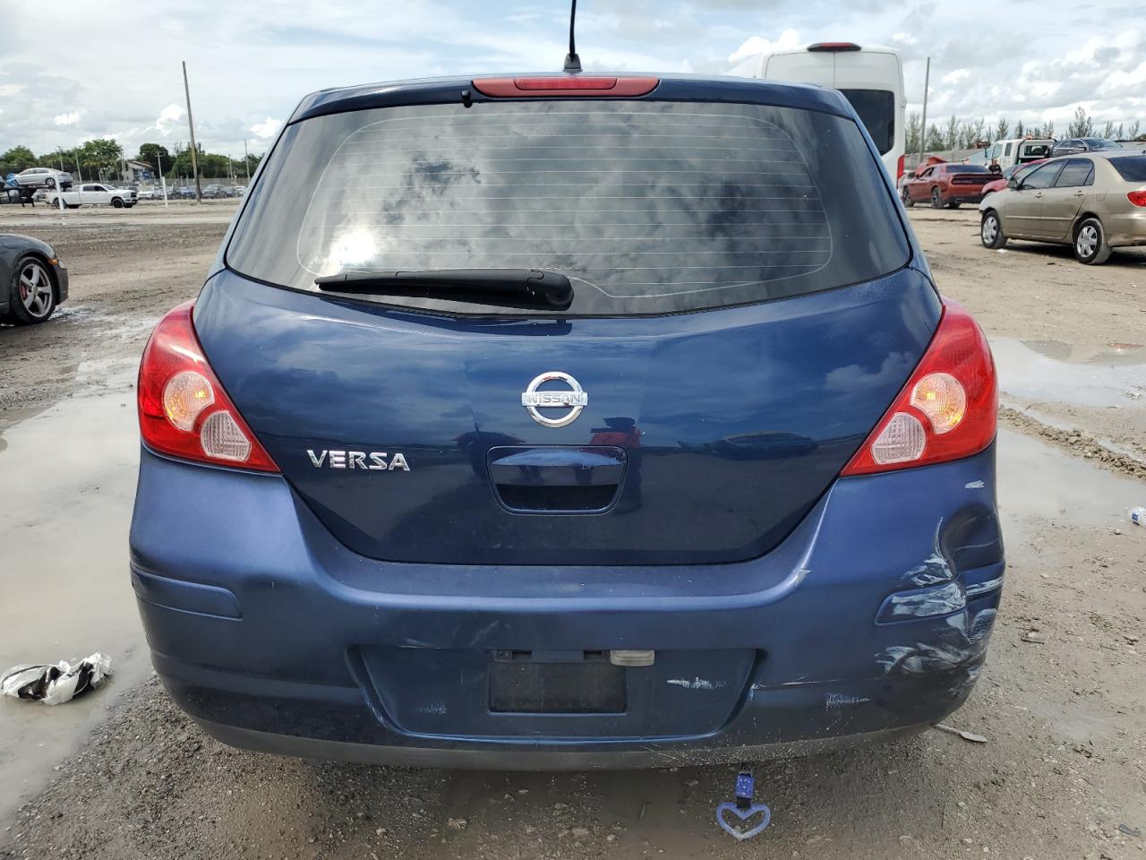 2007 Nissan Versa S VIN: 3N1BC13E77L398241 Lot: 82176285
