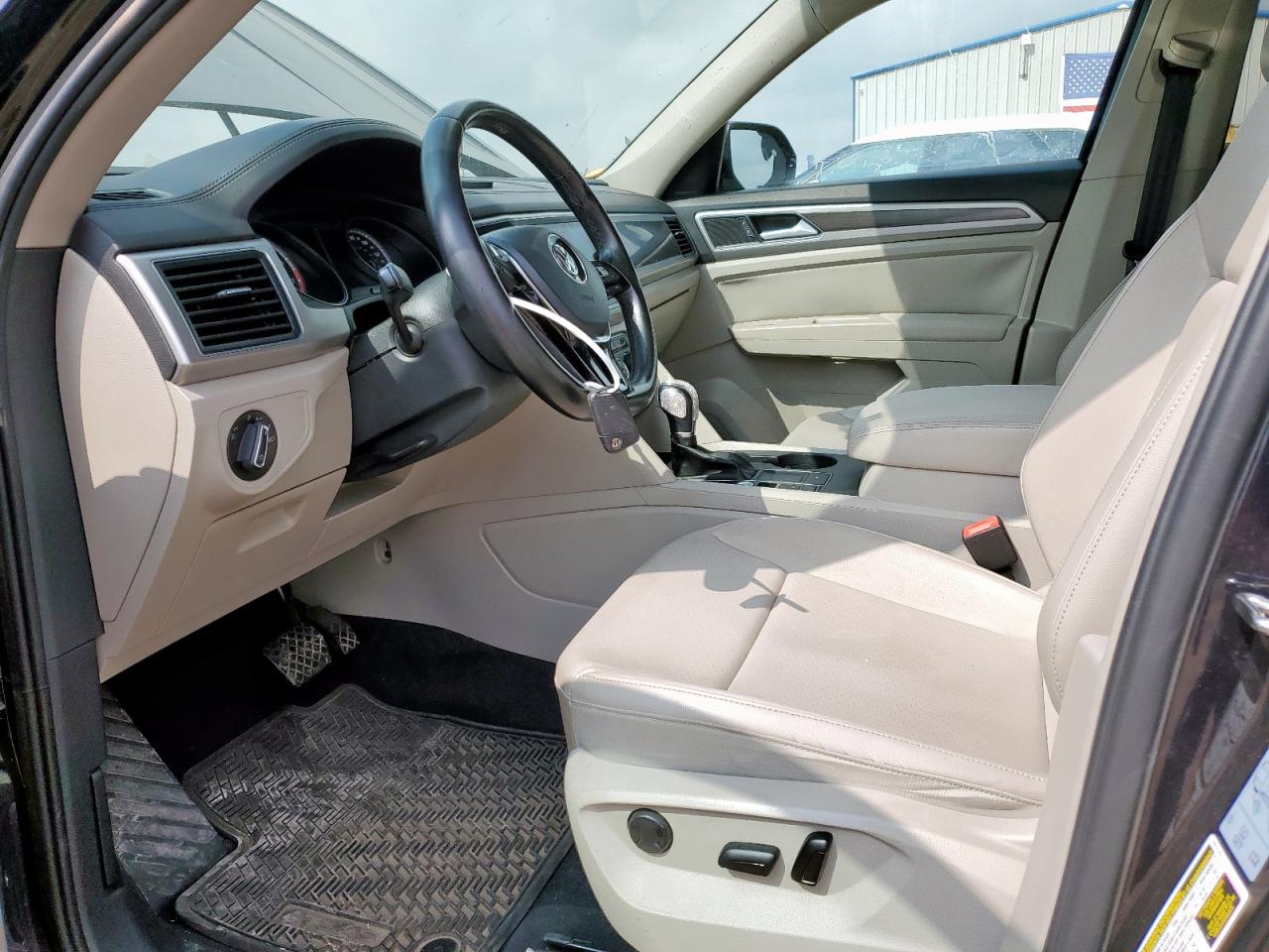 2018 Volkswagen Atlas Se VIN: 1V2DR2CA7JC544100 Lot: 69829335