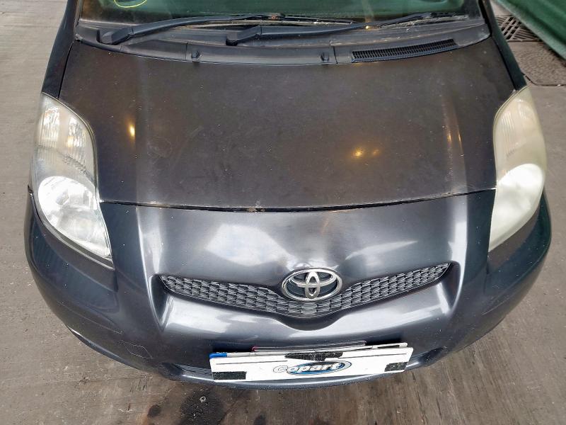 2011 TOYOTA YARIS T SP