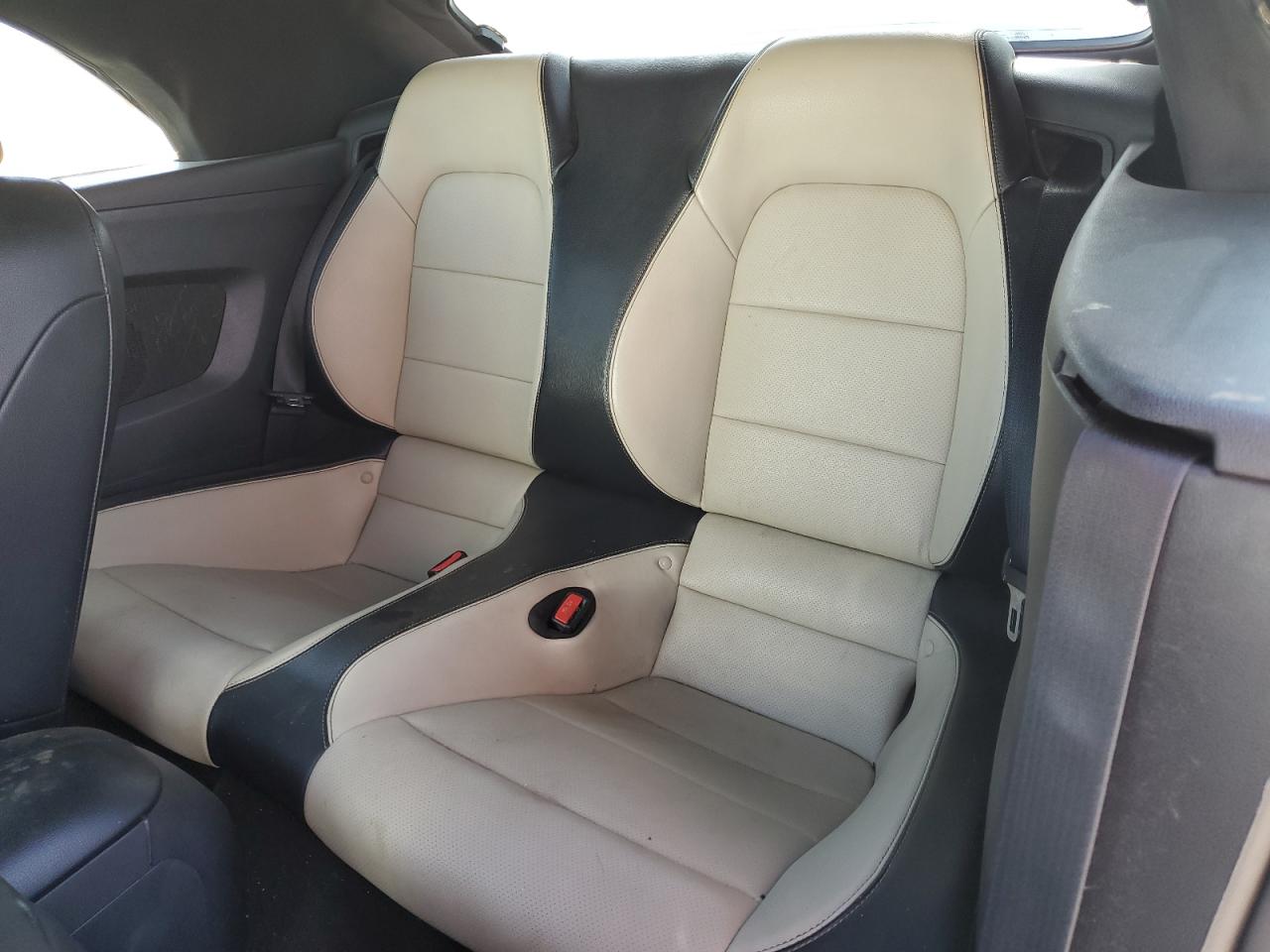 2015 Ford Mustang VIN: 1FATP8UH4F5383871 Lot: 69775425